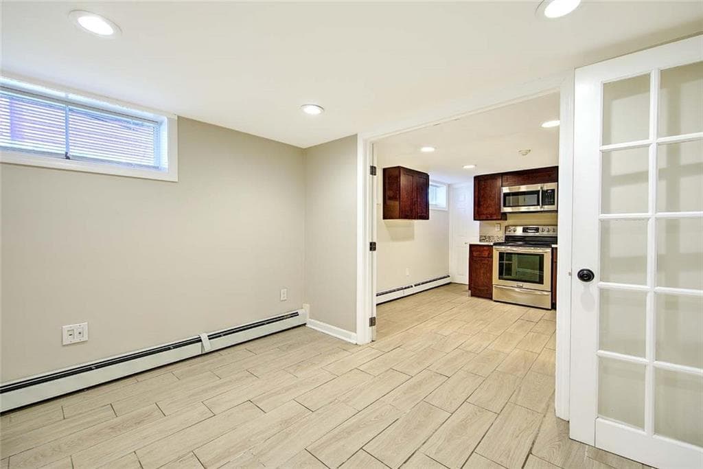 80 Pitman Street UNIT 4 photo 9