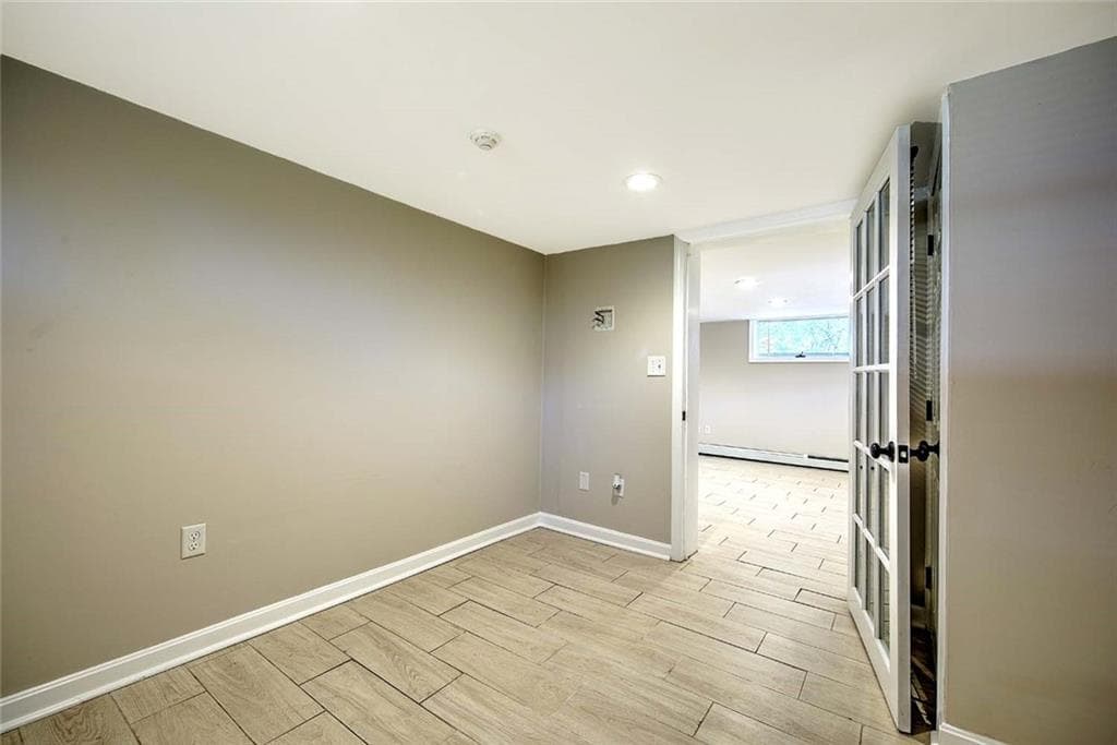 80 Pitman Street UNIT 4 photo 8