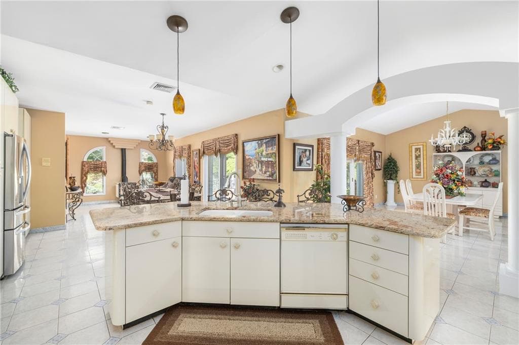 22 Brook View Drive photo 9