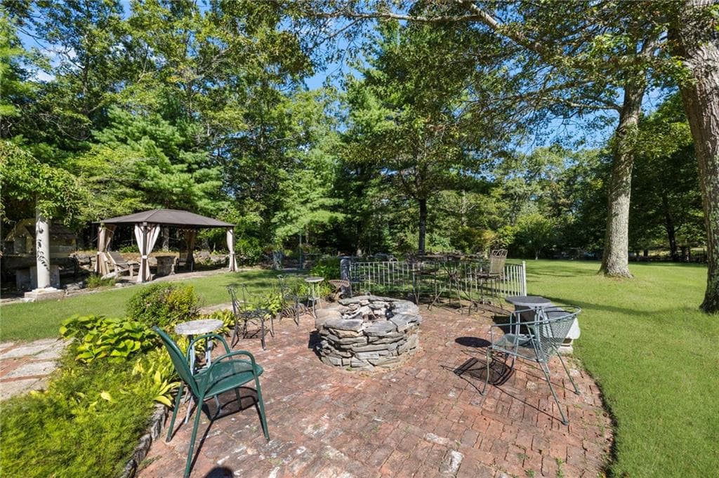 22 Brook View Drive photo 44