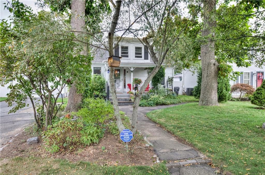 Single Family Residence at 333 Greenwood Avenue, Warwick, photo 35 of 35