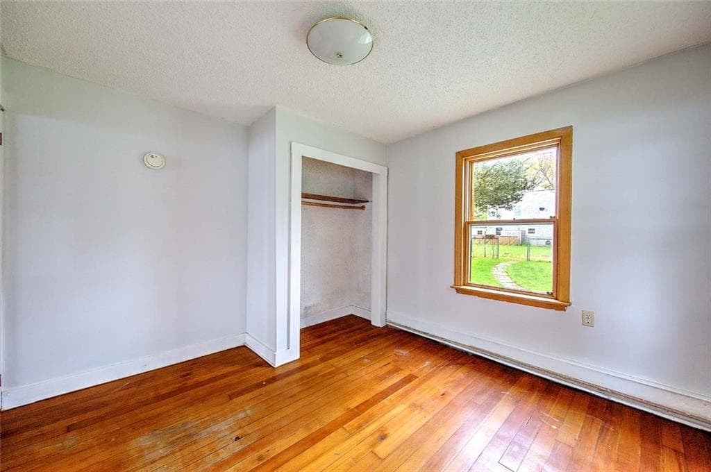 35 Hanson Road photo 18