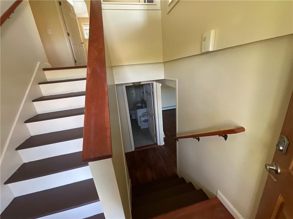 Single Family Residence at 6 Pilgrim Avenue, Coventry, photo 26 of 36