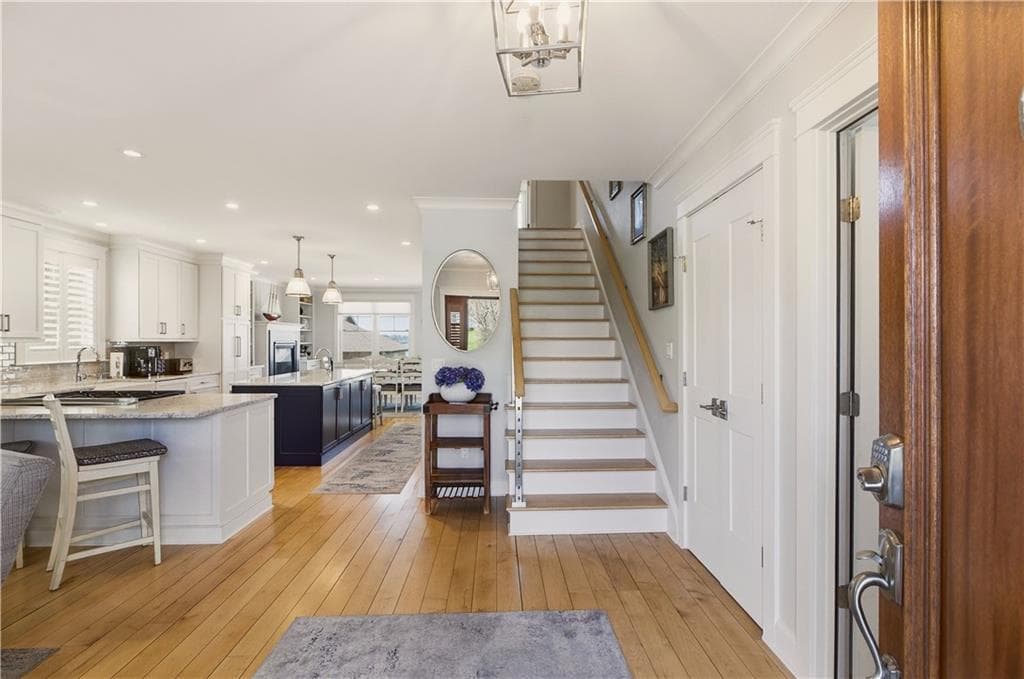 57 Tuckerman Avenue photo 4