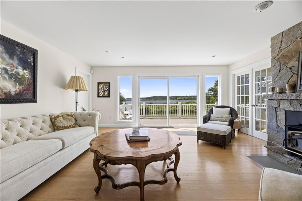 38 Pierce Avenue photo 12