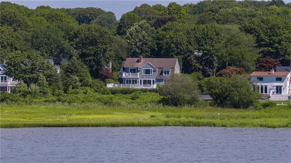 38 Pierce Avenue photo 3