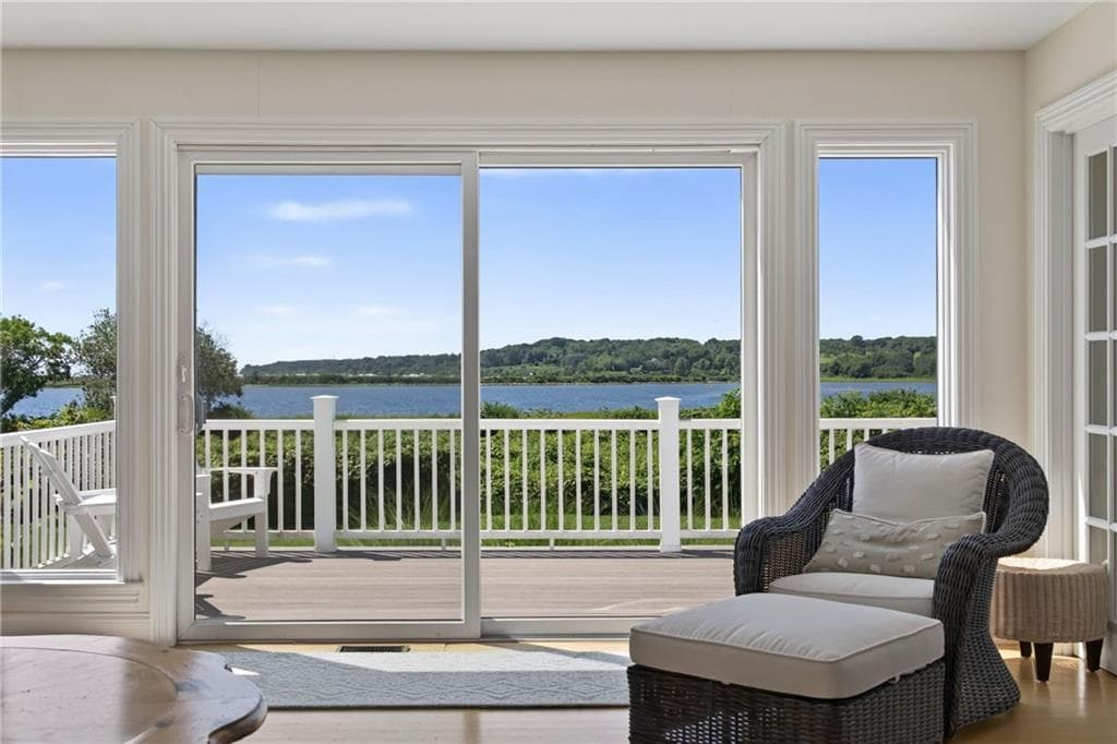 38 Pierce Avenue photo 10