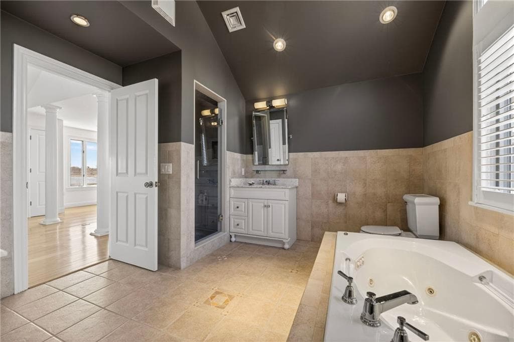 38 Pierce Avenue photo 33