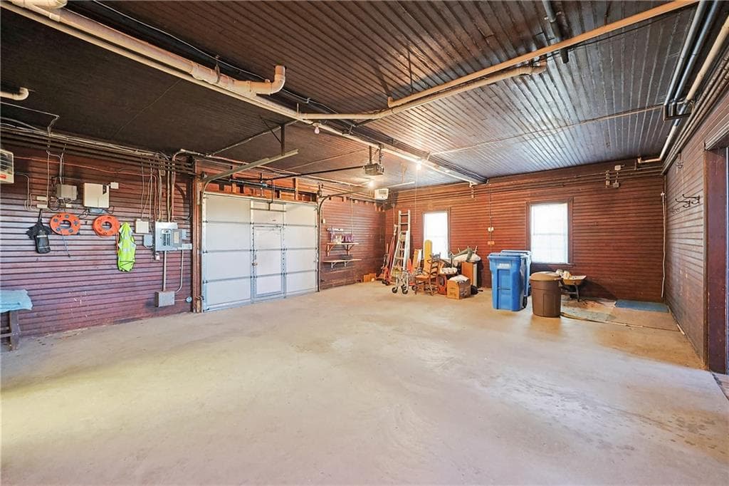 Commercial,Business at 1501 Lonsdale Avenue, Lincoln, photo 33 of 42