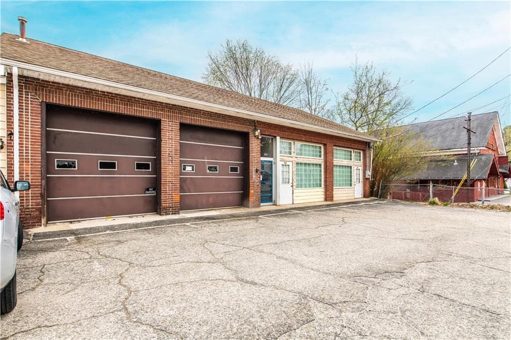 Commercial,Business at 963 969 Victory Highway, Burrillville, photo 16 of 28