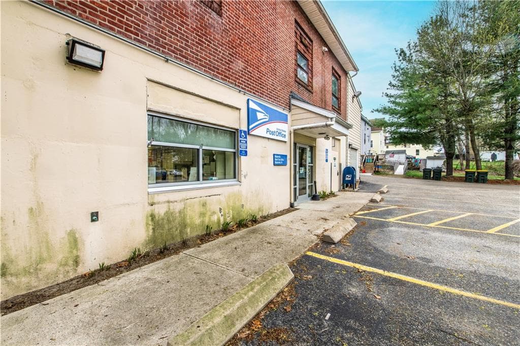 Commercial,Business at 963 969 Victory Highway, Burrillville, photo 20 of 28