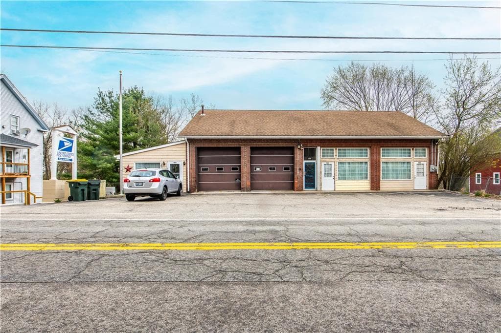 Commercial,Business at 963 969 Victory Highway, Burrillville, photo 15 of 28