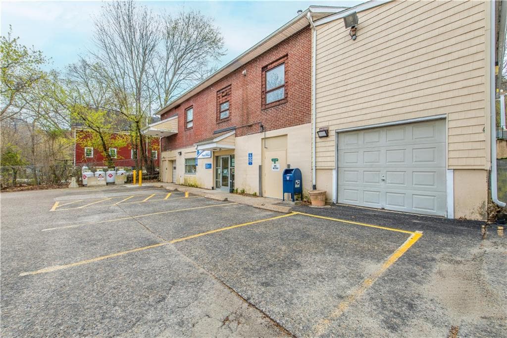 Commercial,Business at 963 969 Victory Highway, Burrillville, photo 25 of 28