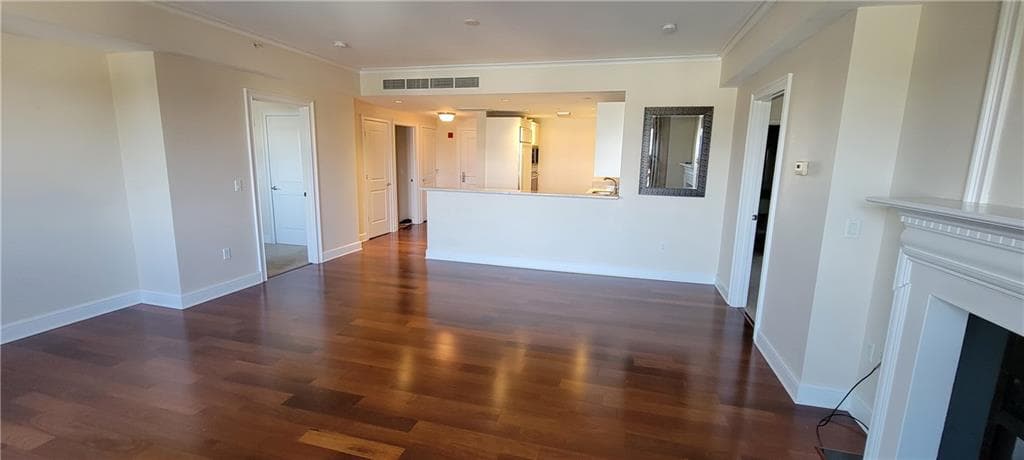 1 Tower Drive UNIT 303 photo 3