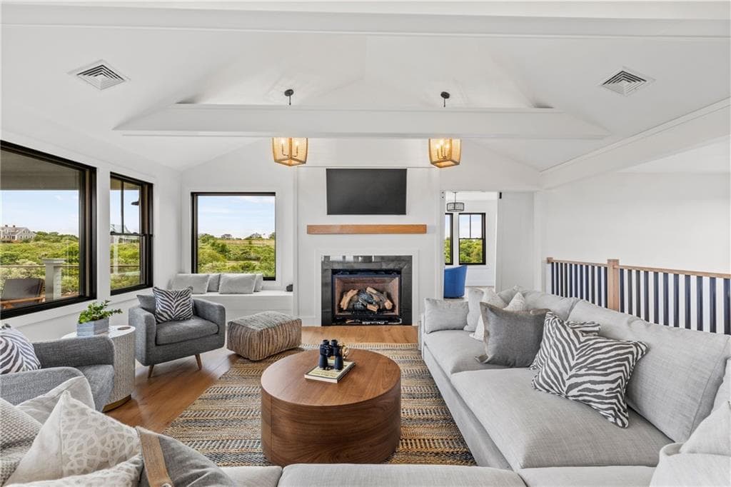 150 Alfred Drowne Road photo 10