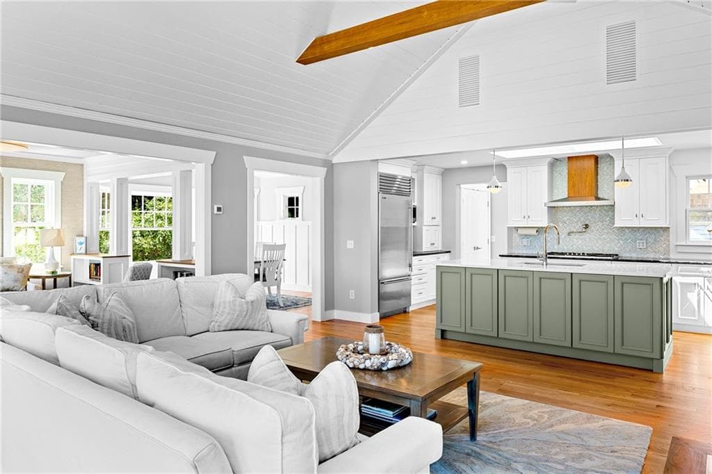 Single Family Residence at 115 Beavertail Road, Jamestown, photo 12 of 50