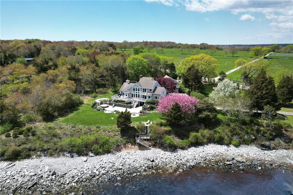 115 Beavertail Road