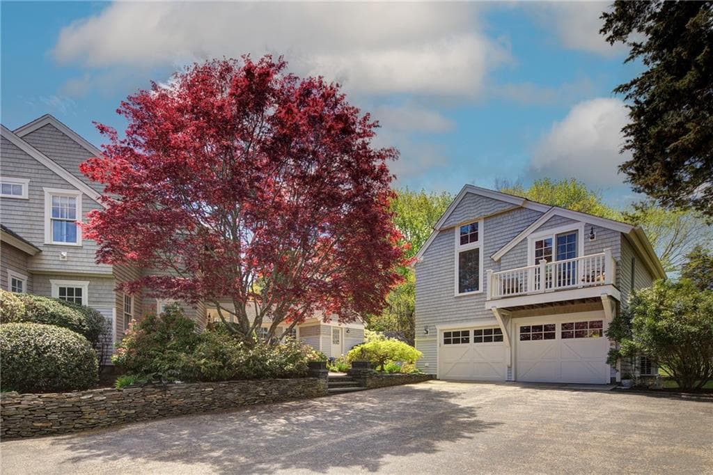Single Family Residence at 115 Beavertail Road, Jamestown, photo 38 of 50