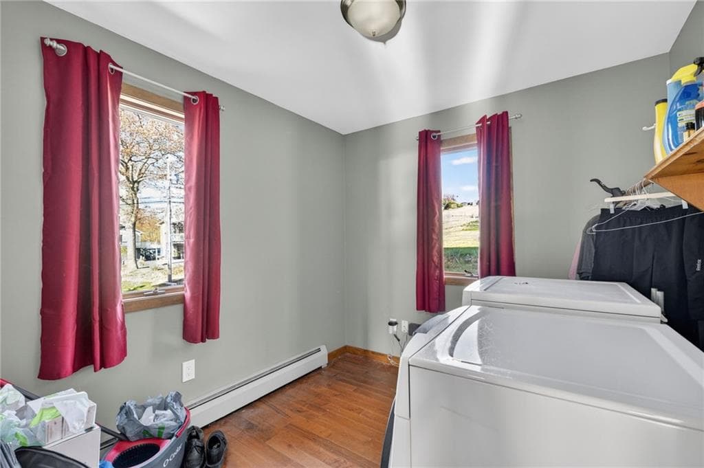 Single Family Residence at 199 Lepes Road, Tiverton, photo 13 of 34