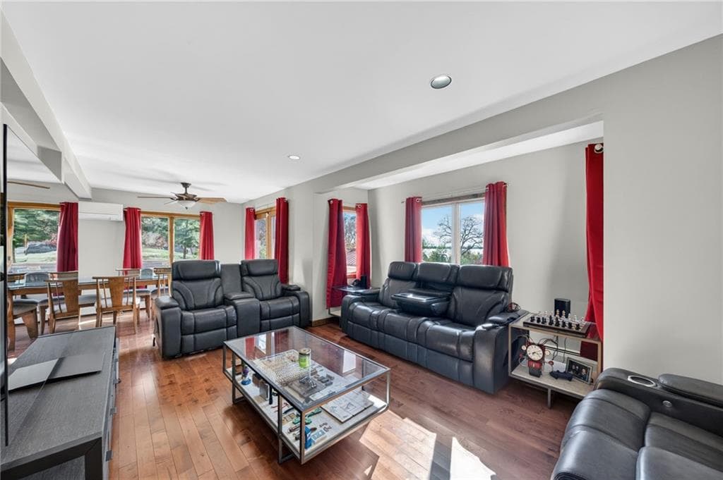 Single Family Residence at 199 Lepes Road, Tiverton, photo 5 of 34