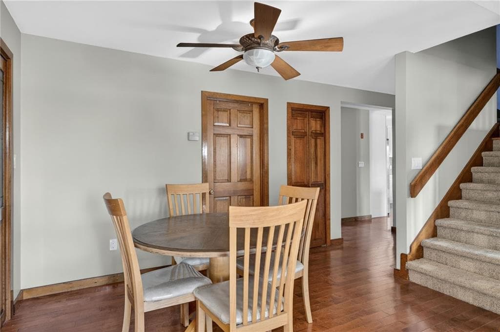 Single Family Residence at 199 Lepes Road, Tiverton, photo 4 of 34