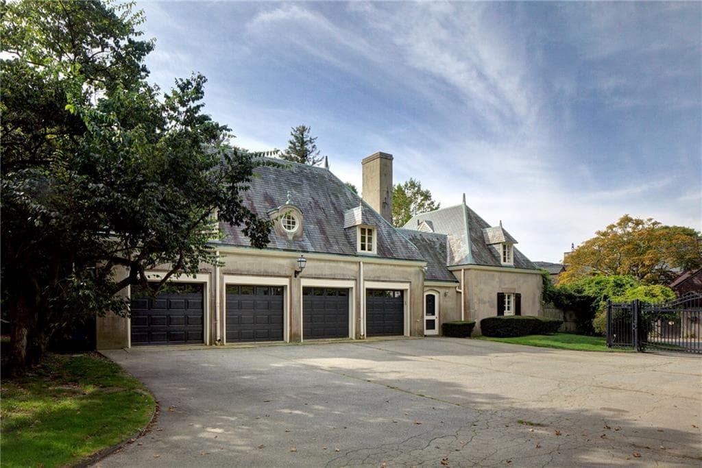 Single Family Residence at 601 Bellevue Avenue, Newport, photo 46 of 50