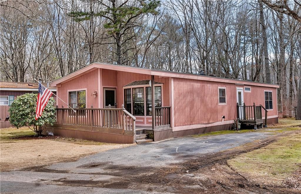 41 Leisure Way