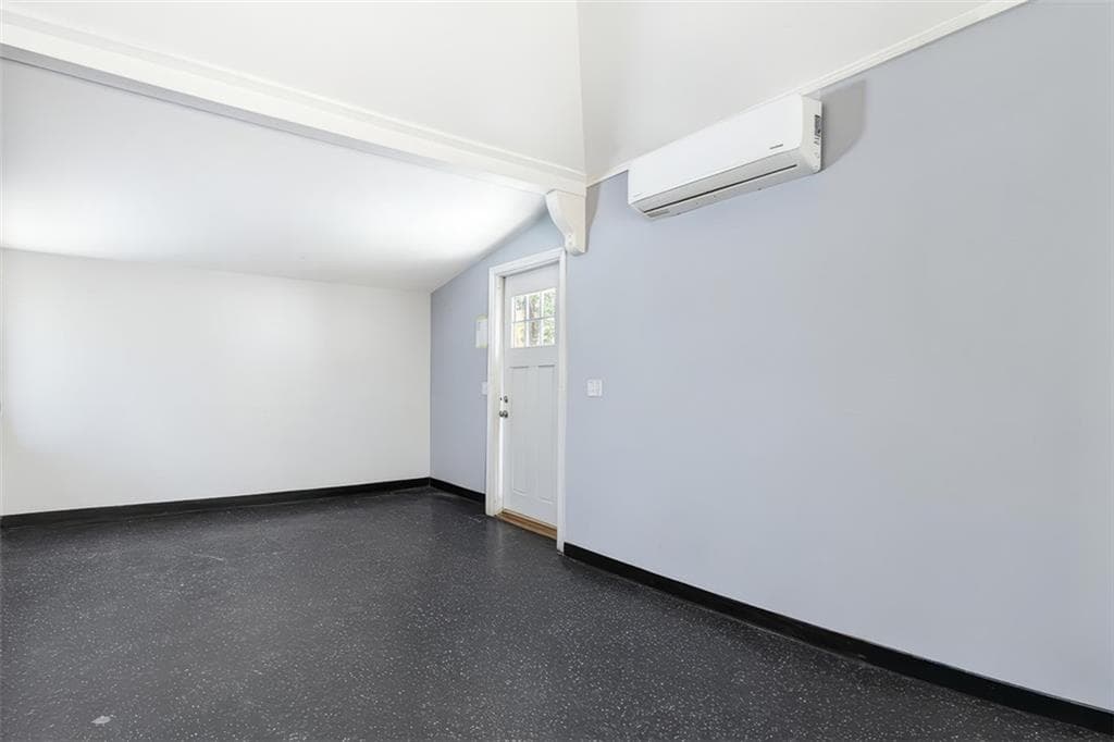Commercial at 388 Church Street, Richmond, photo 7 of 12