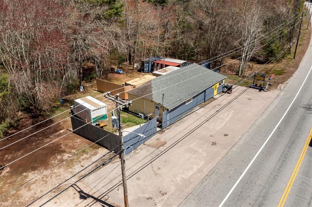 Commercial at 388 Church Street, Richmond, photo 11 of 12