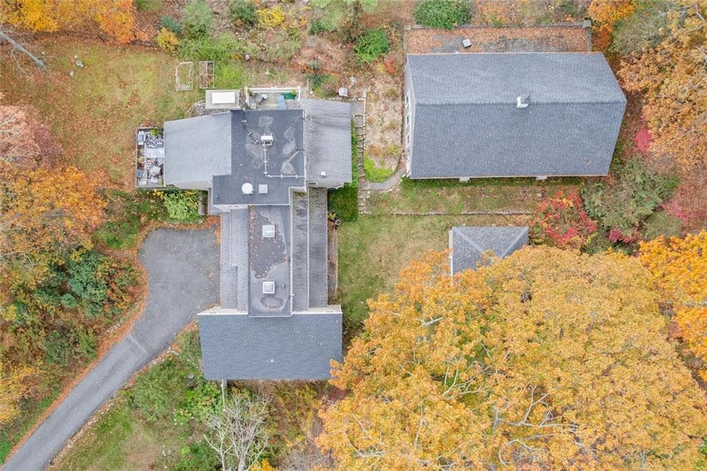 241 Perryville Road photo 9