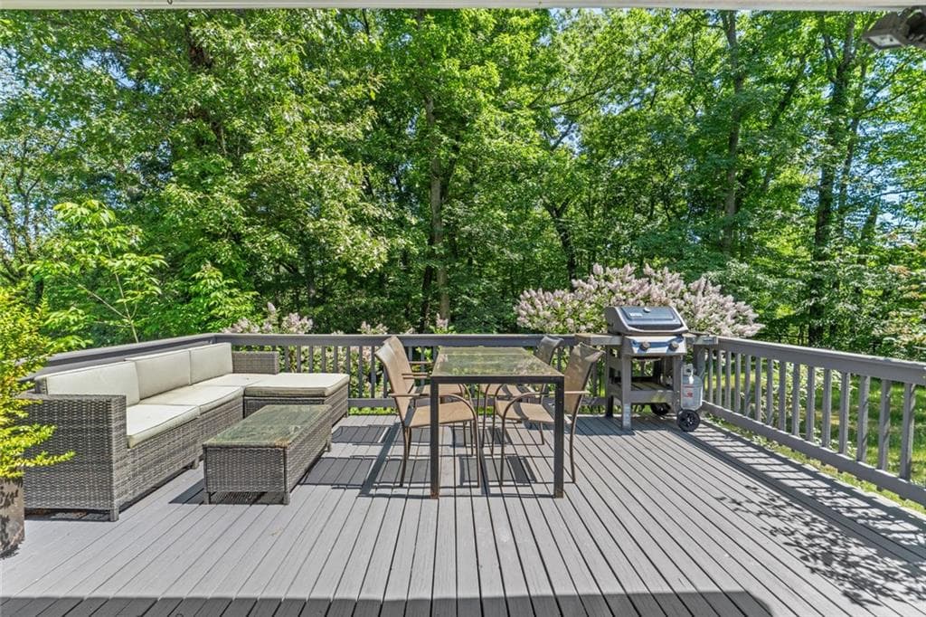 241 Perryville Road photo 10
