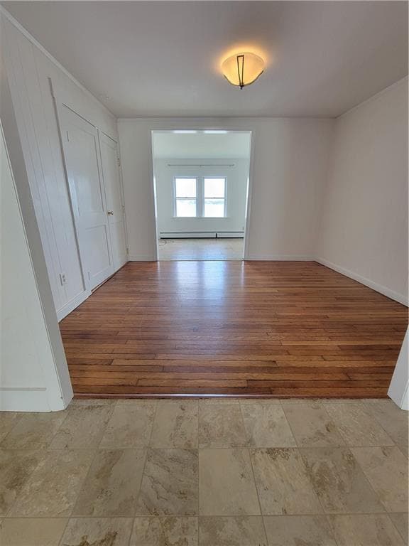 Single Family Residence at 38 Aquidneck Avenue, Portsmouth, photo 11 of 42