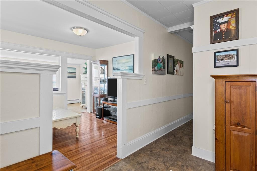 Multi Family at 38 Aquidneck Avenue, Portsmouth, photo 21 of 42