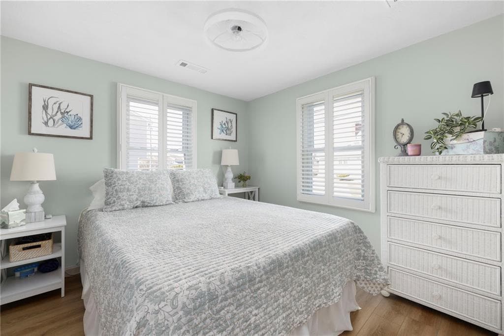 Single Family Residence at 18 Chestnut Avenue, Narragansett, photo 20 of 26