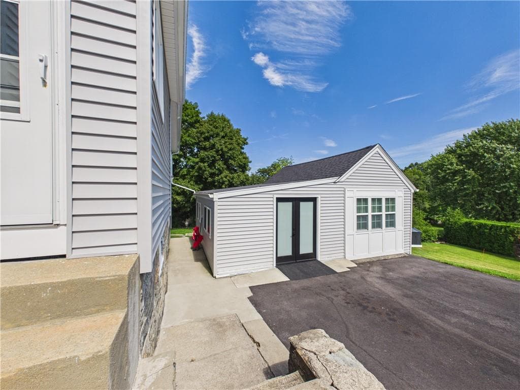 Single Family Residence at 36 Bellevue Avenue, North Smithfield, photo 35 of 42