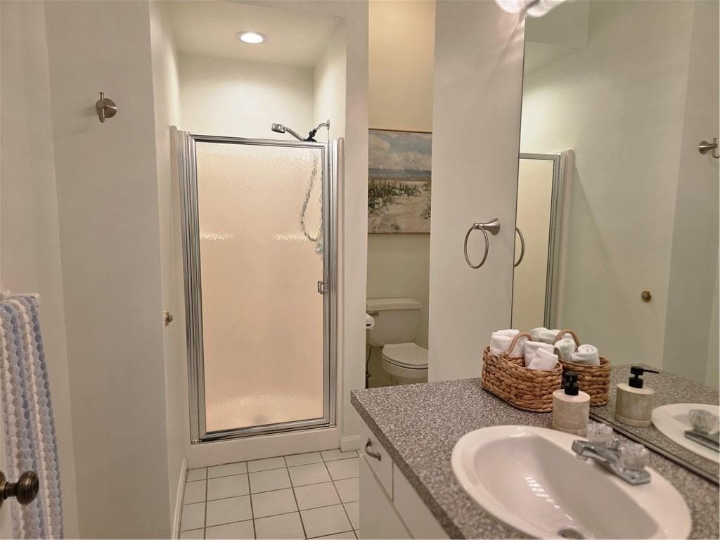 Condominium at 203 Dean Ridge Court, Cranston, photo 24 of 28