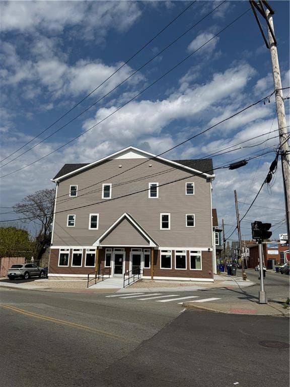 248 Hawkins Street photo 6
