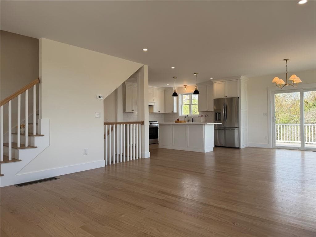 27 Massasoit Avenue photo 7
