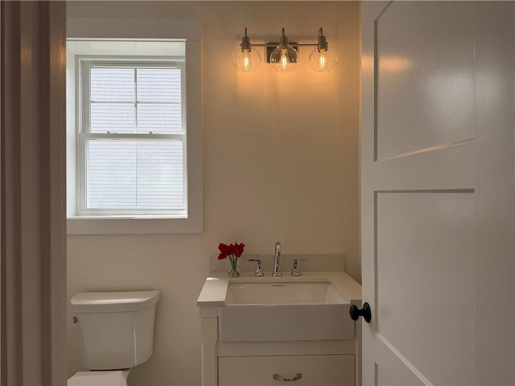 27 Massasoit Avenue photo 11