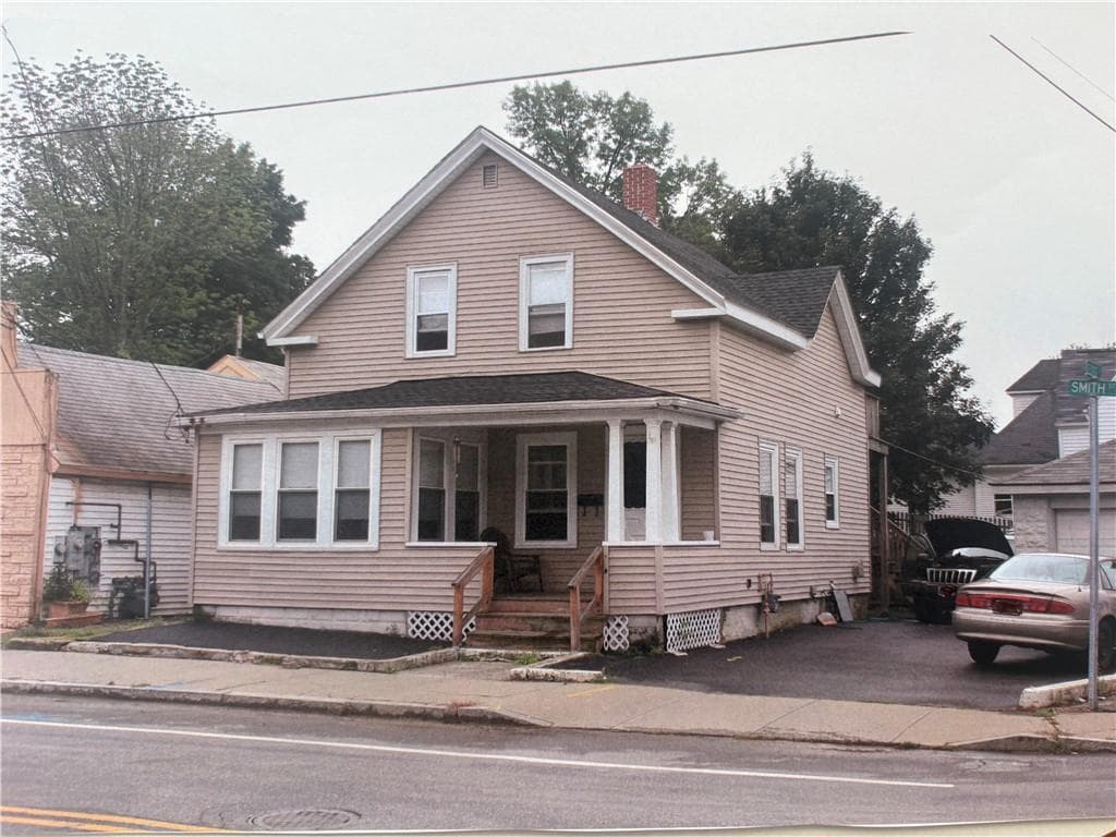 1944 Smith Street