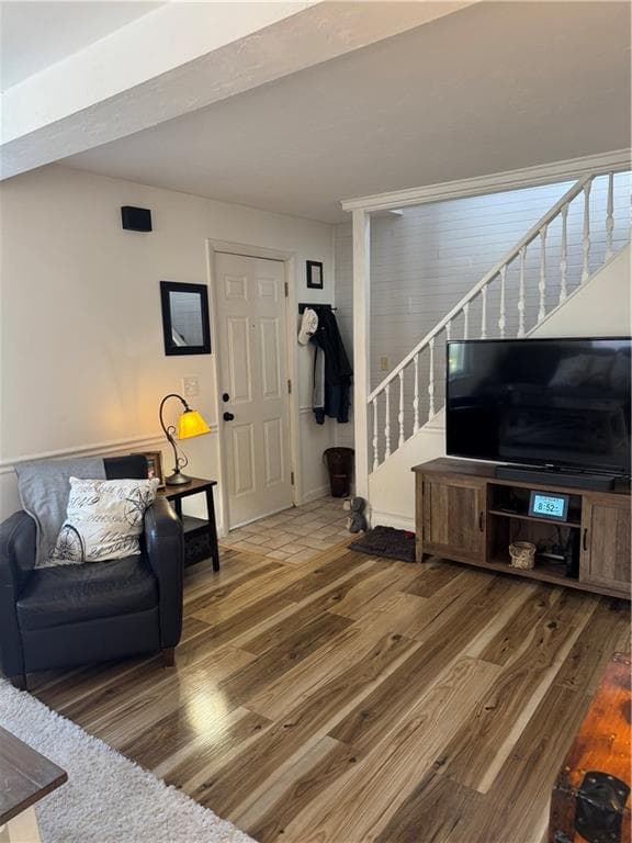 Single Family Residence at 45 Cedar Avenue, Portsmouth, photo 3 of 21