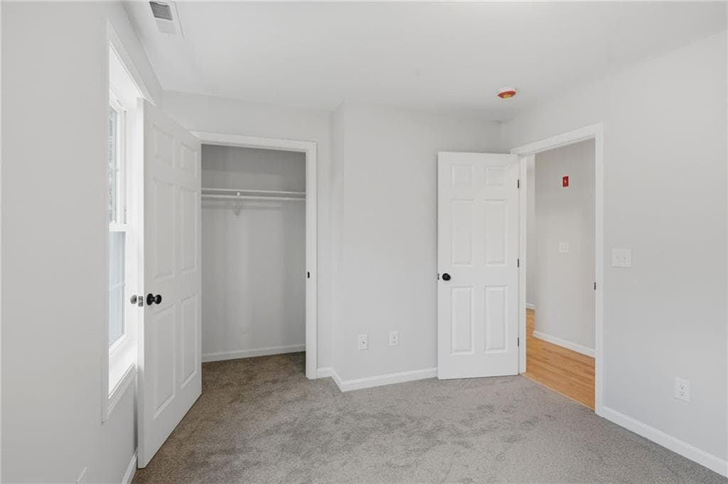 14 Elaine Drive photo 10