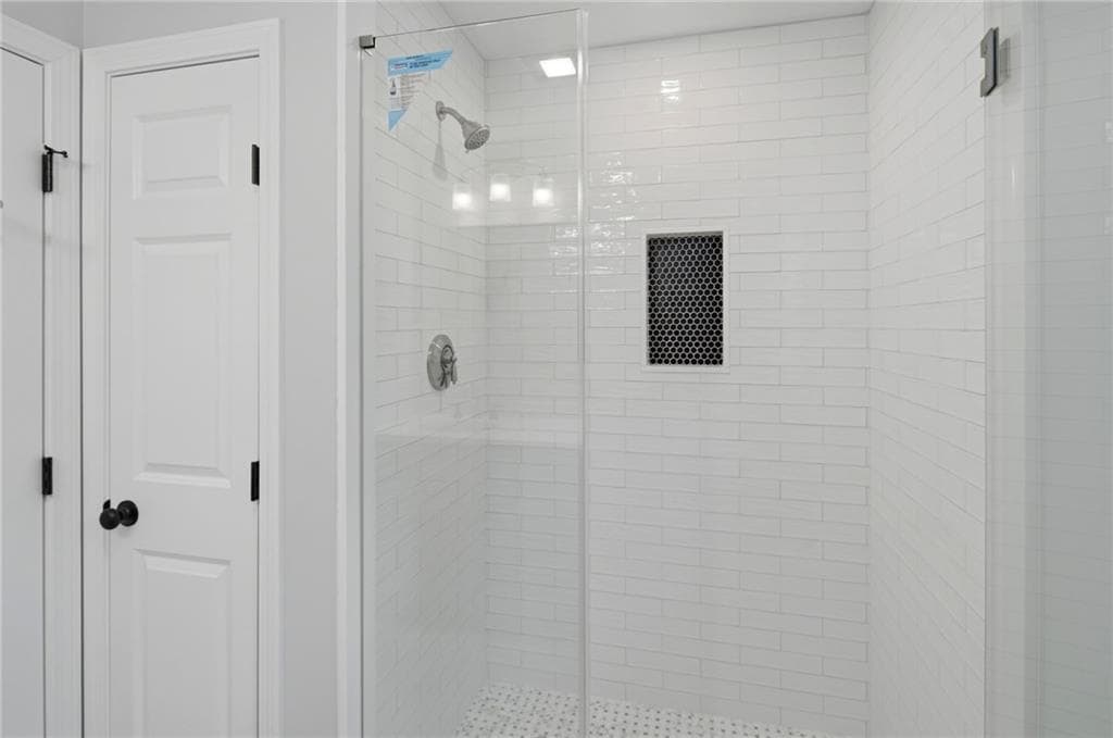 14 Elaine Drive photo 18