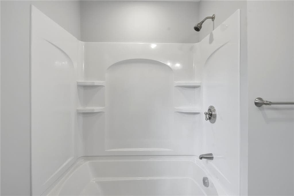 14 Elaine Drive photo 15