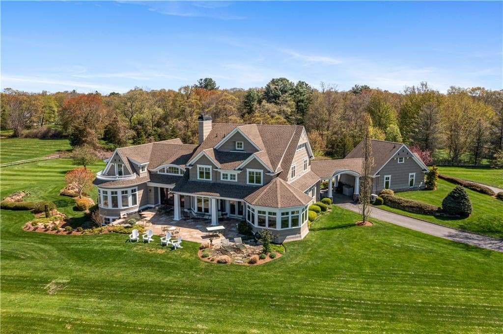Single Family Residence at 1 20 Gerald's Farm Drive, Exeter, photo 46 of 50