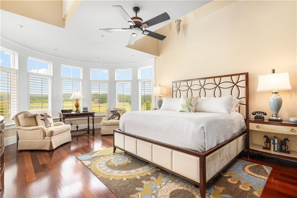 Single Family Residence at 1 20 Gerald's Farm Drive, Exeter, photo 16 of 50