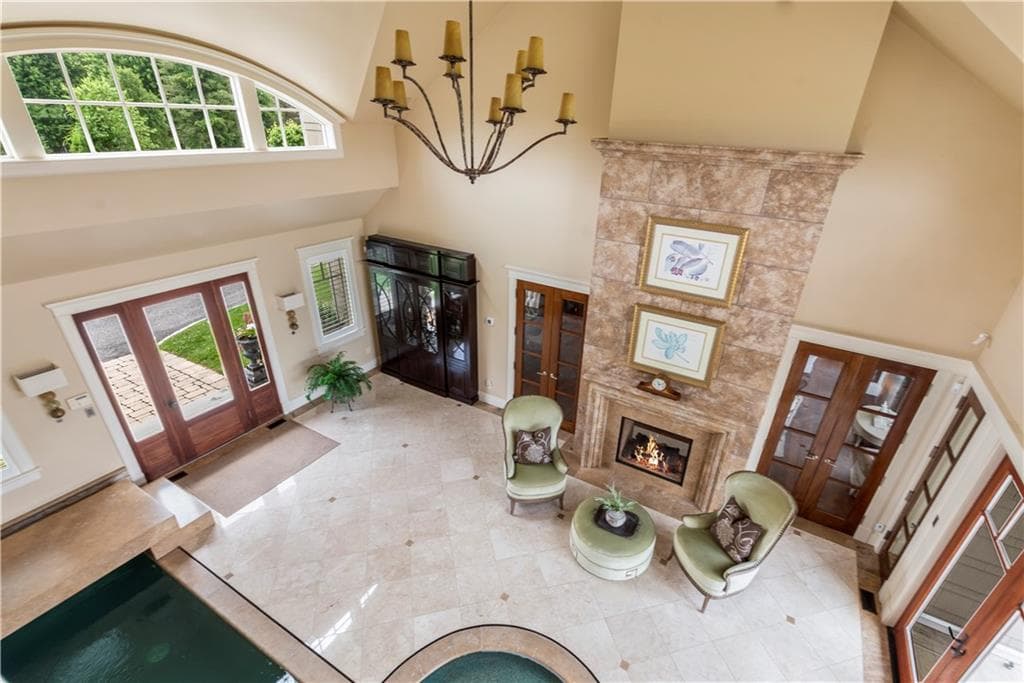 Single Family Residence at 1 20 Gerald's Farm Drive, Exeter, photo 28 of 50
