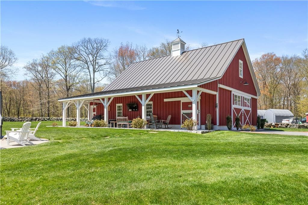 Single Family Residence at 1 20 Gerald's Farm Drive, Exeter, photo 38 of 50