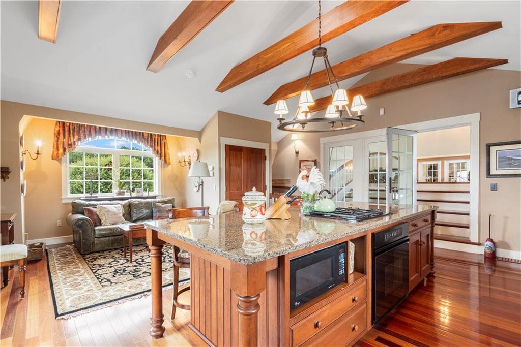 Single Family Residence at 1 20 Gerald's Farm Drive, Exeter, photo 35 of 50