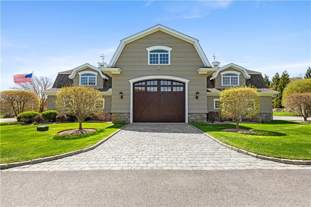 Single Family Residence at 1 20 Gerald's Farm Drive, Exeter, photo 31 of 50